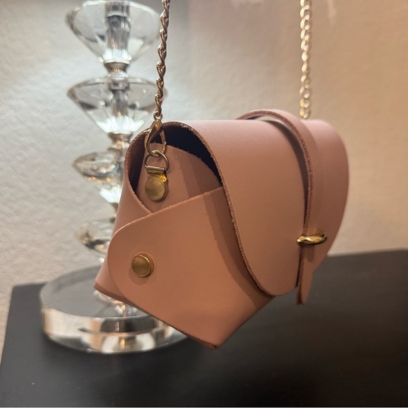 Faux Leather Chain Strap Bag - Picture 6 of 9